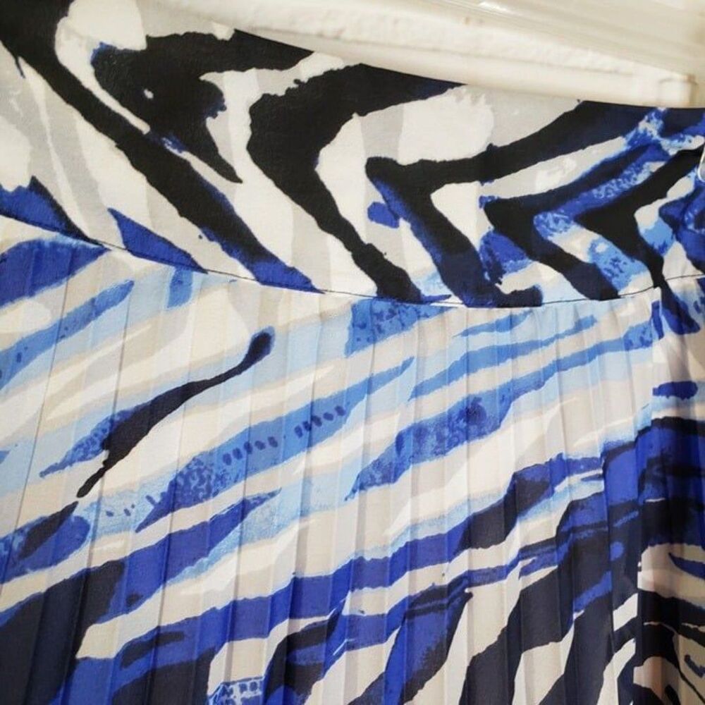 Tropical NEW Chicos Black Label Blue Pleated Maxi Skirt womens 2 M Long - Picture 4 of 9